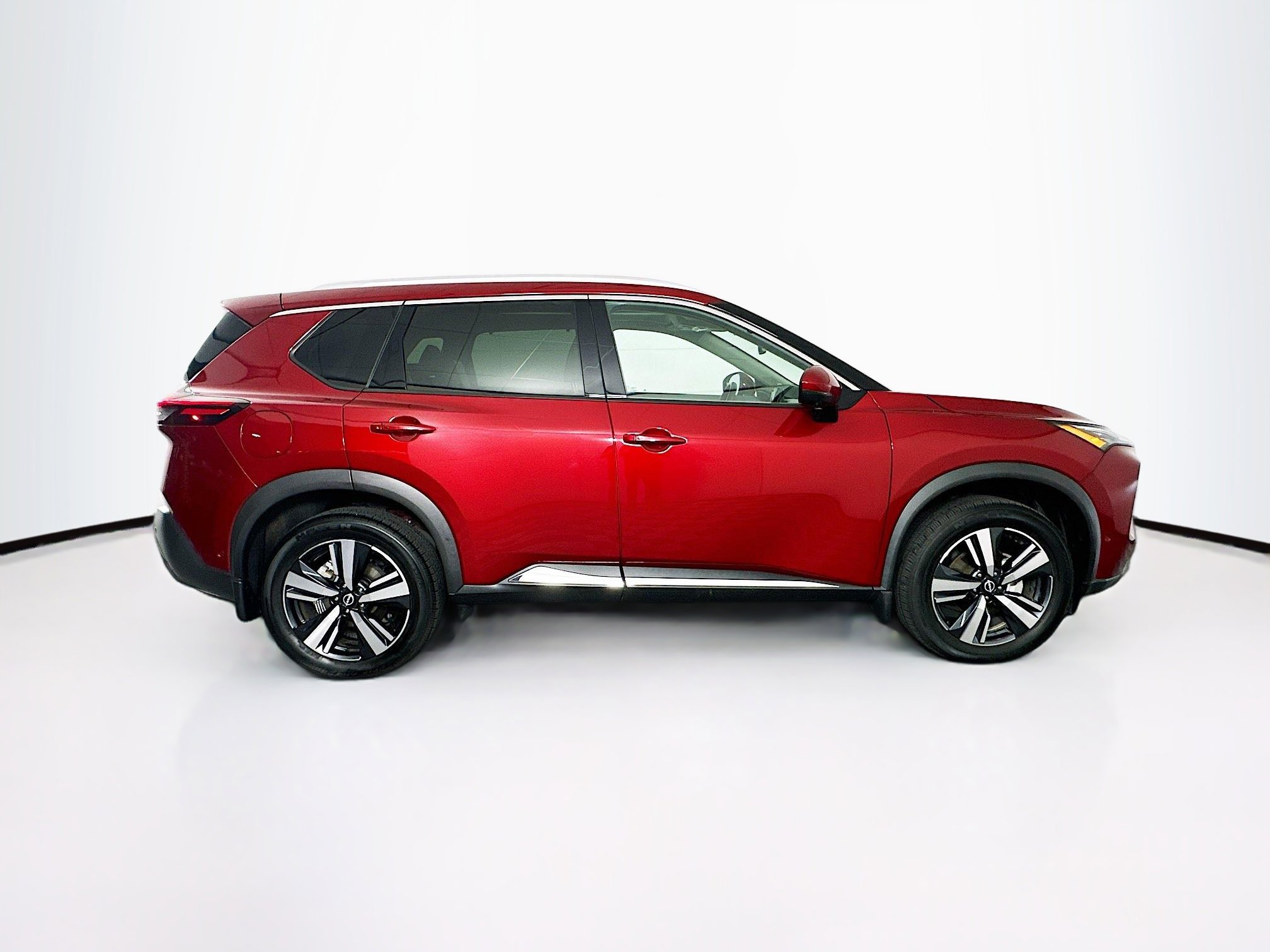 Used 2022 Nissan Rogue SL w/ SL Premium Package image 10