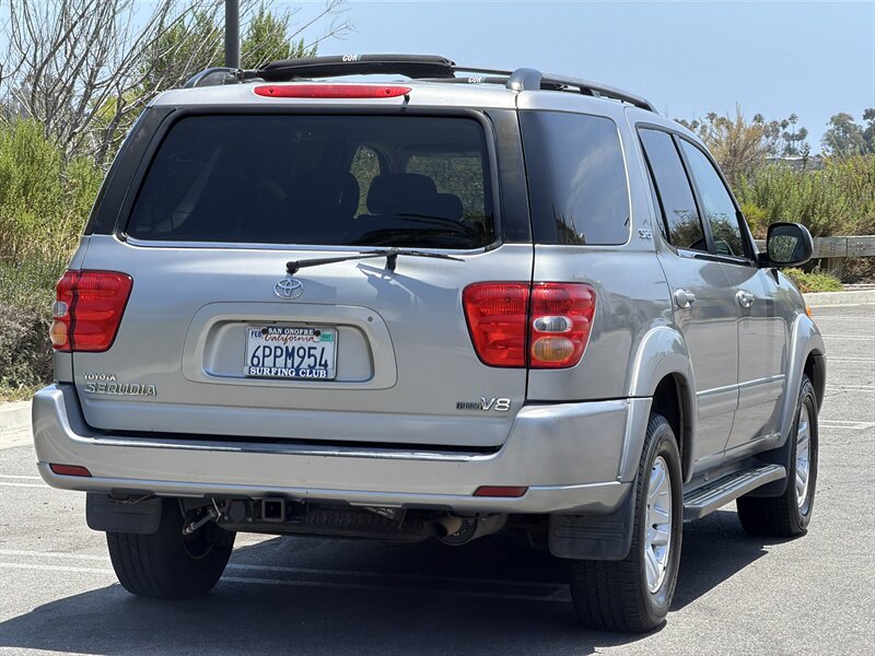 Used 2004 Toyota Sequoia SR5 RWD image 3