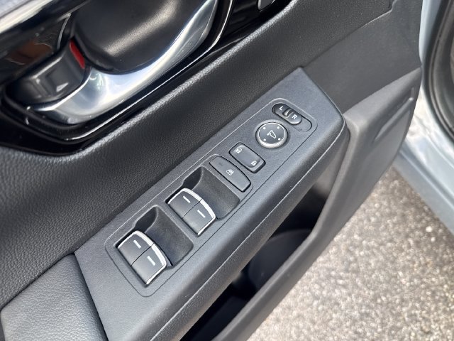 Used 2025 Honda CR-V Sport Touring image 11