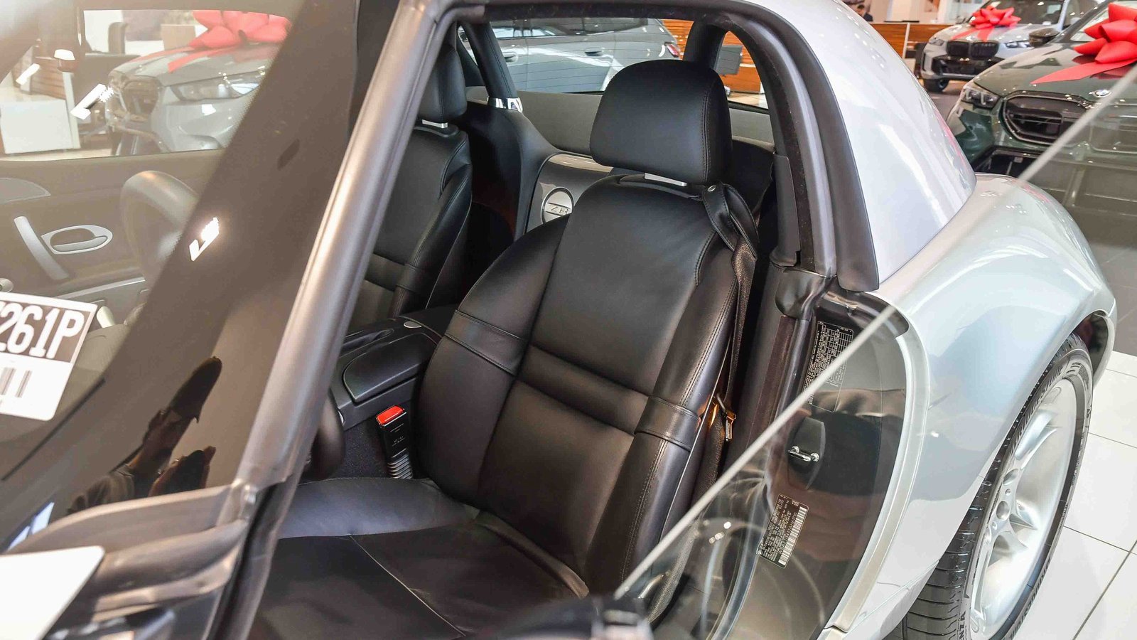 Used 2002 BMW Z8 image 22