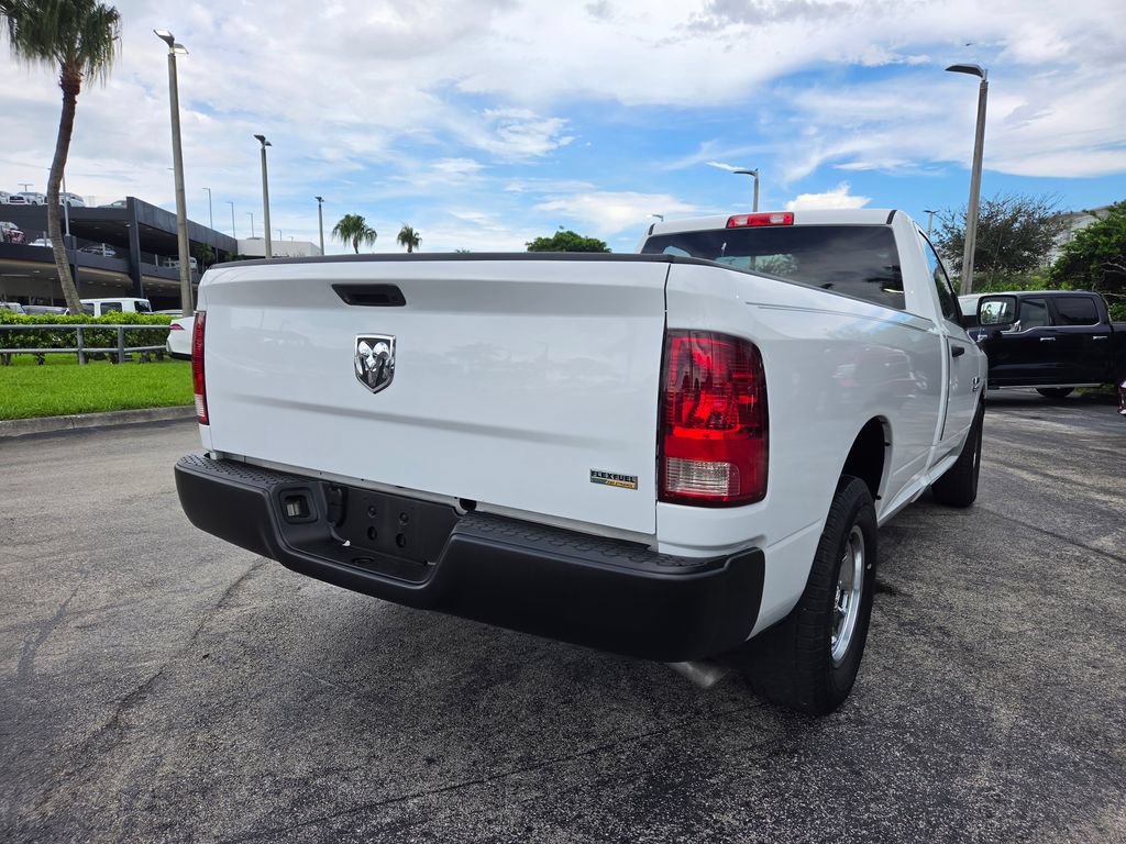 Used 2018 RAM 1500 Express RWD image 9