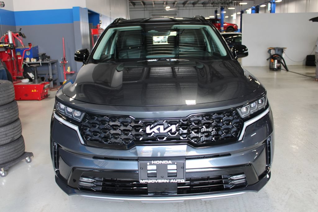 Used 2023 Kia Sorento SX AWD/4WD image 2