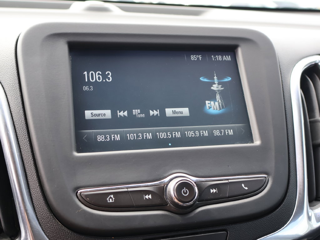 Used 2018 Chevrolet Equinox LT FWD image 32