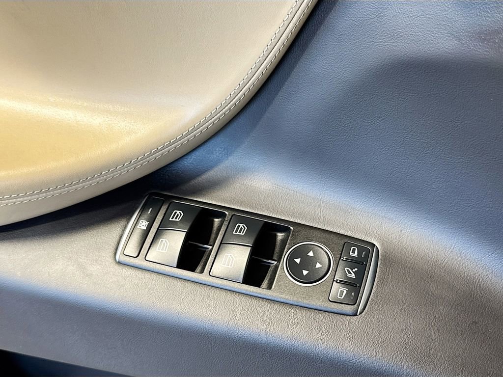 Used 2016 Tesla Model X Performance image 19