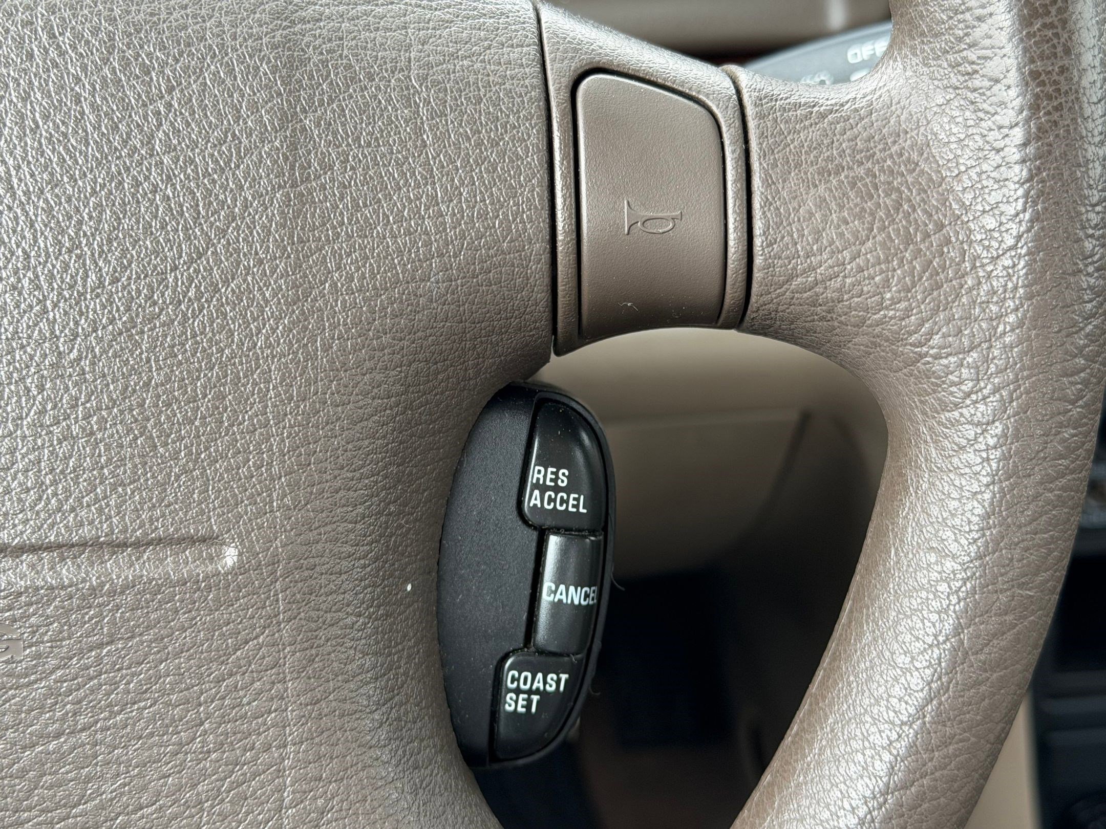 Used 1995 Nissan Altima SE image 26