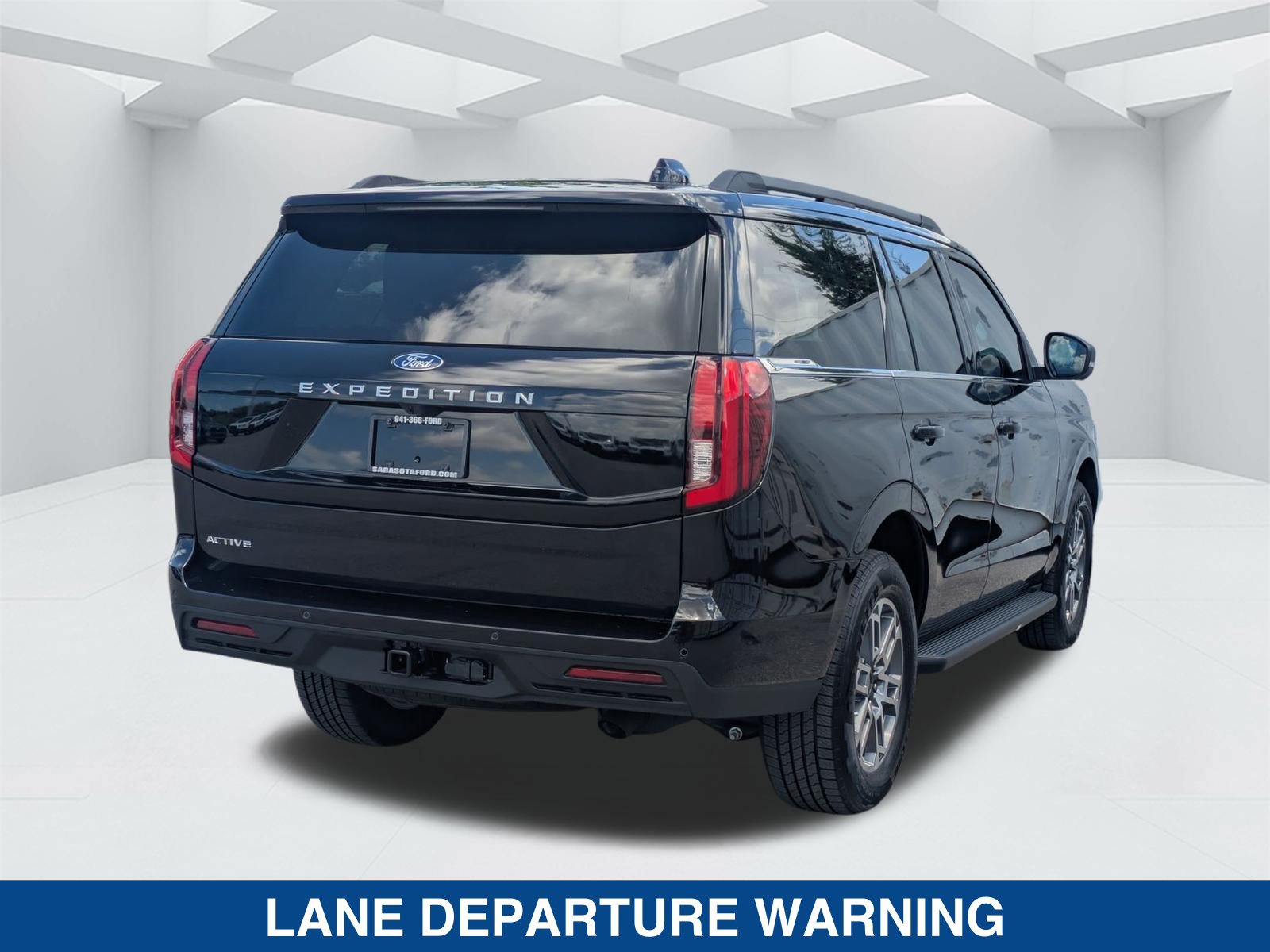 New 2026 Ford Expedition Active RWD image 6