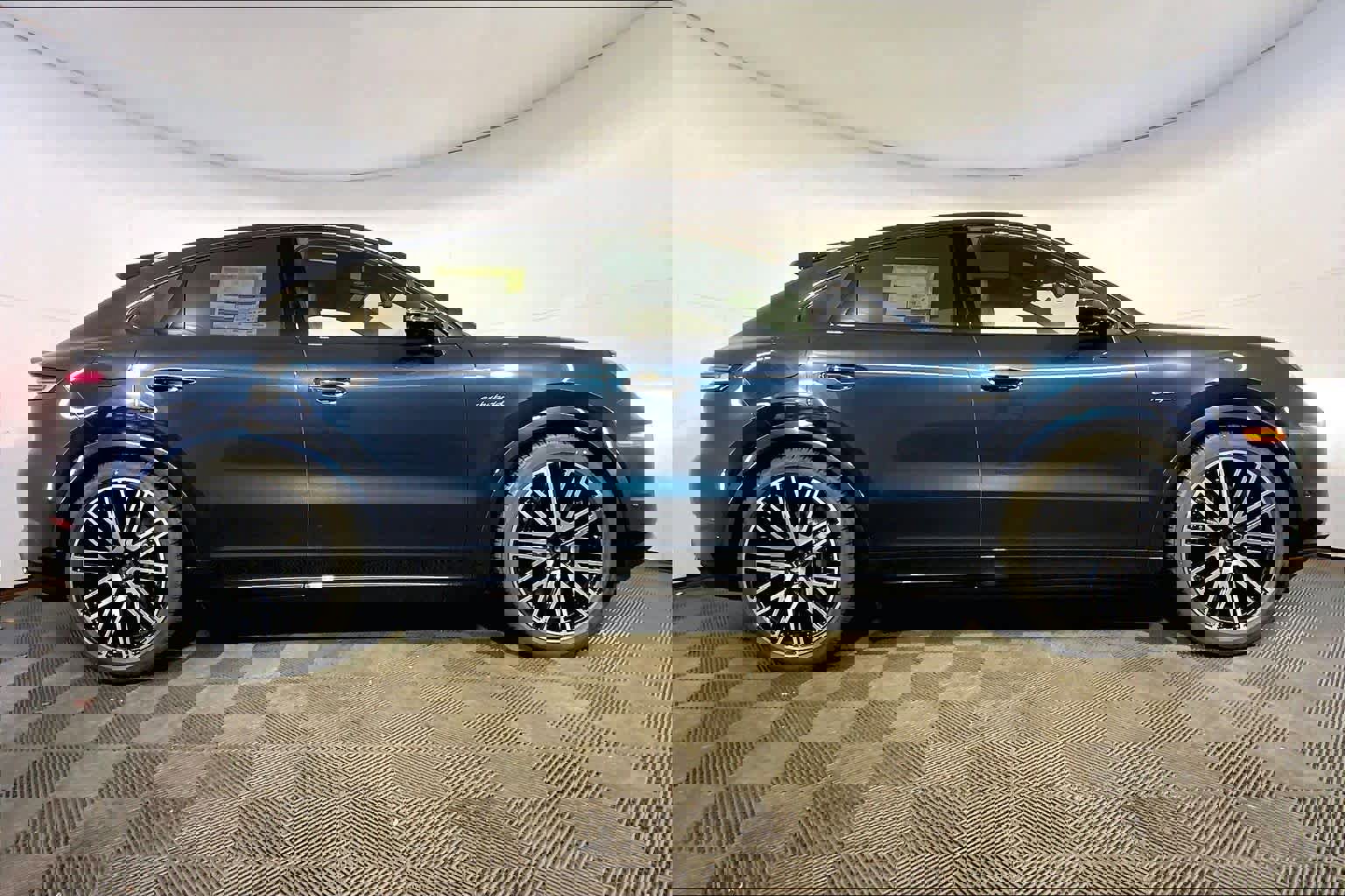 New 2026 Porsche Cayenne Turbo image 8