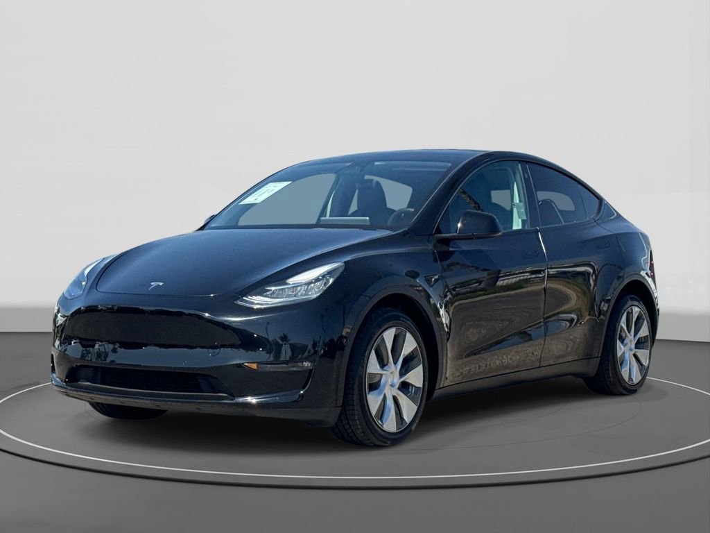 Used 2022 Tesla Model Y Long Range image 1