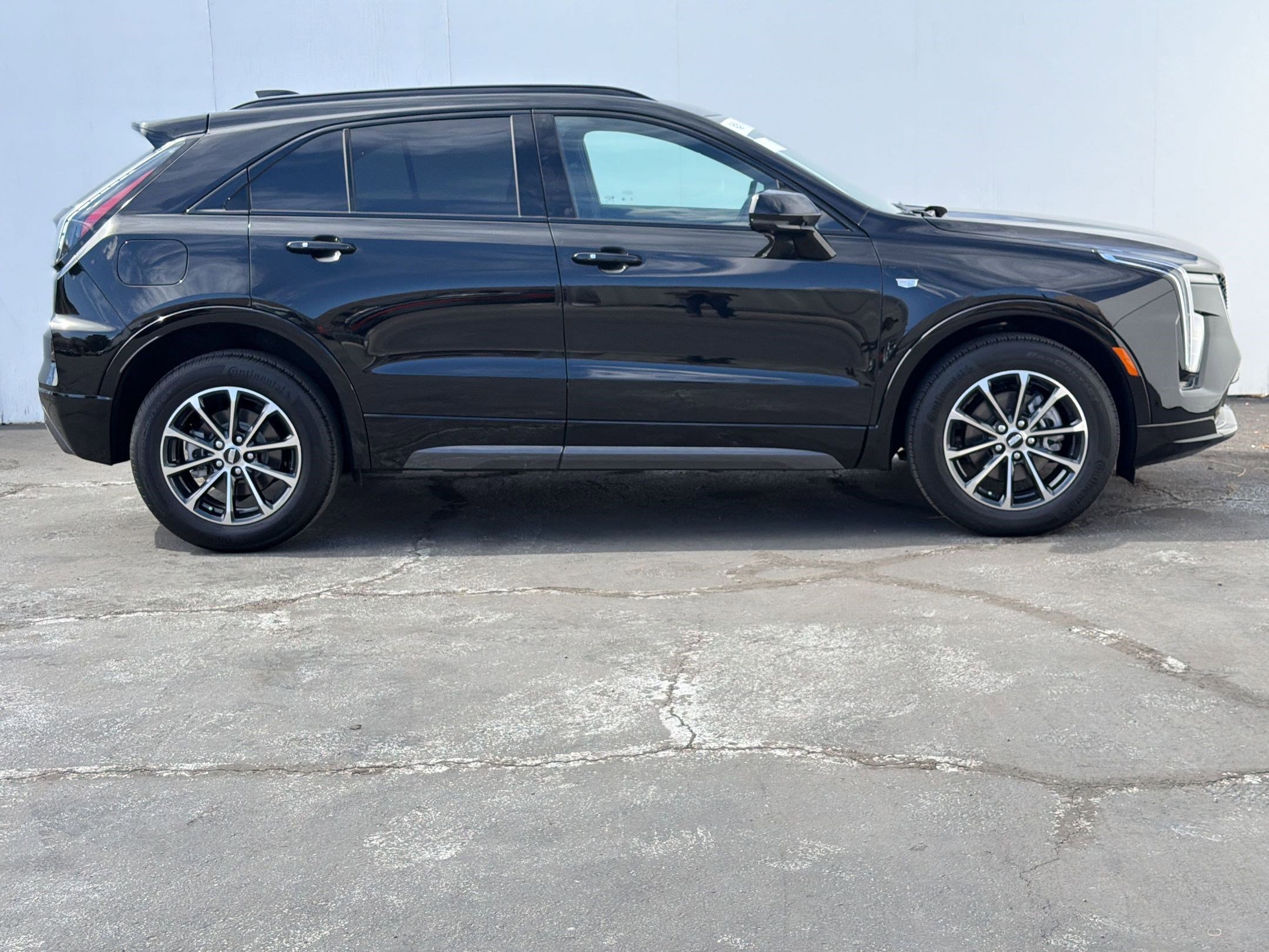 Certified 2024 Cadillac XT4 Sport image 6