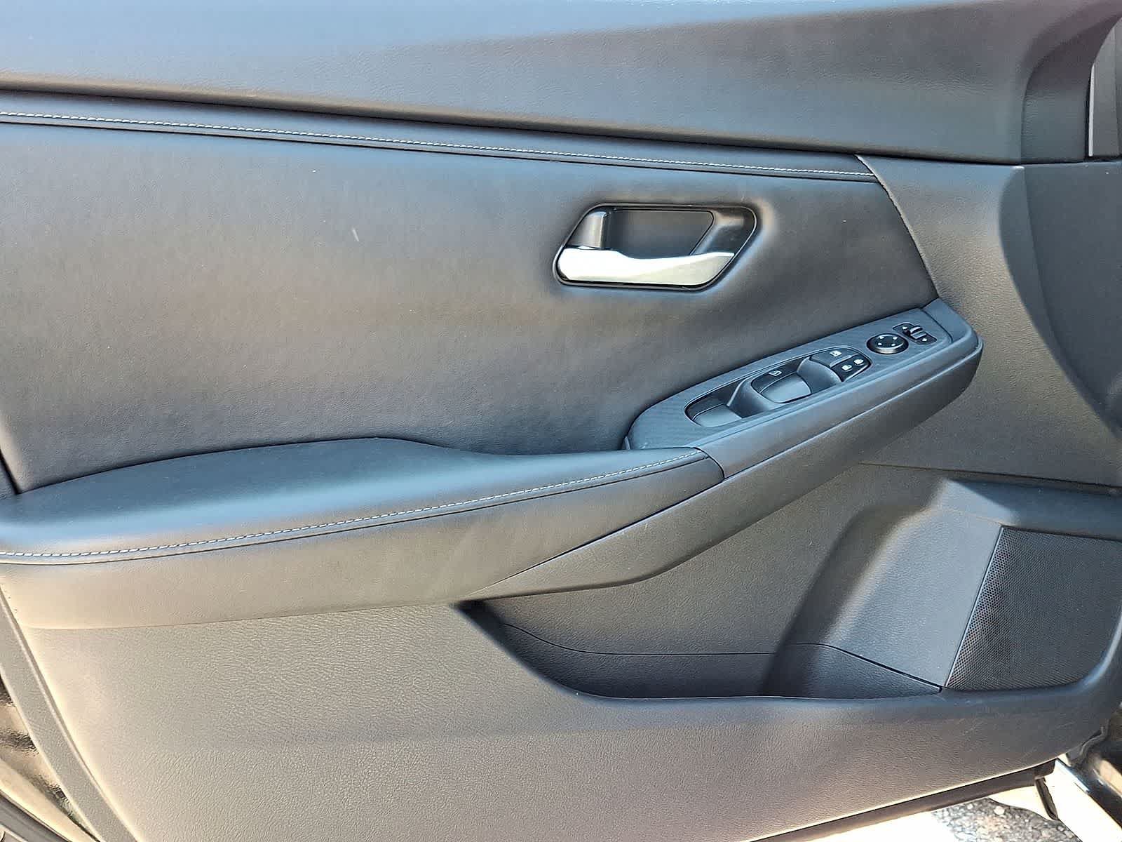 Used 2023 Nissan Sentra SV w/ All-Weather Package FWD image 26