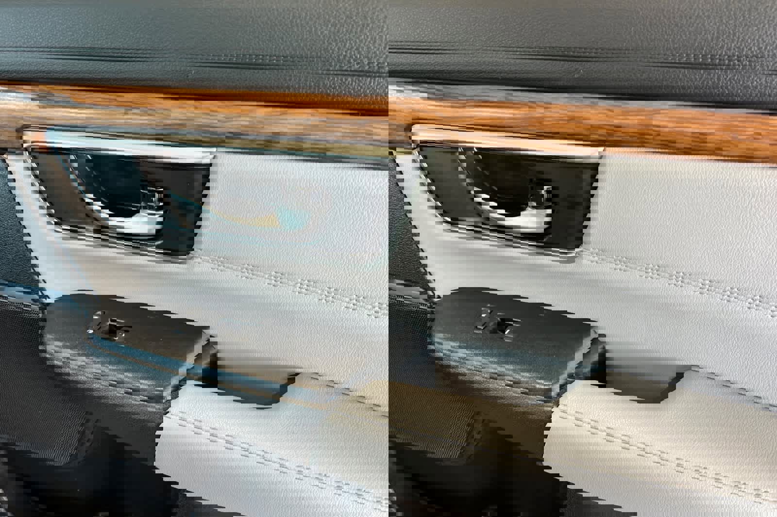 Used 2021 Honda CR-V EX-L image 19