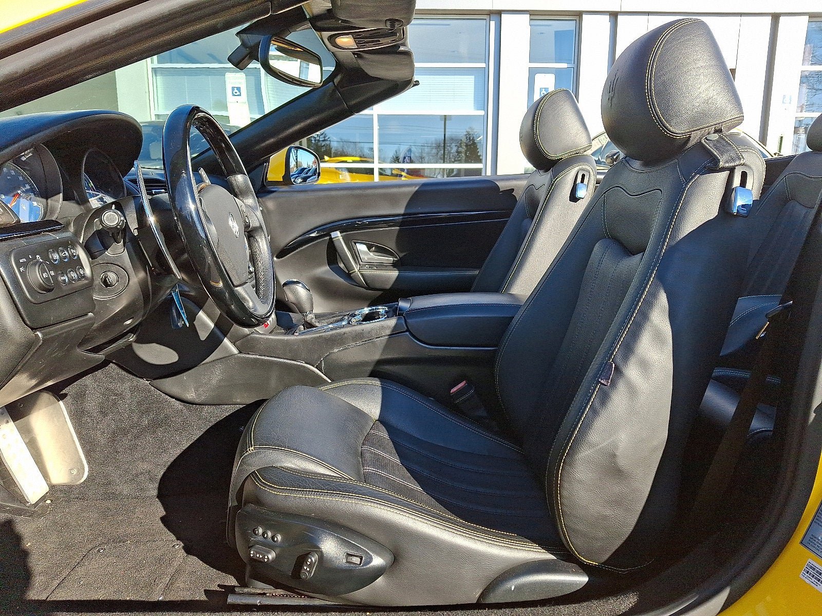 Used 2011 Maserati GranTurismo Convertible RWD image 13