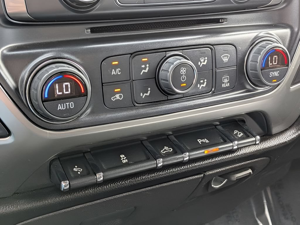 Used 2018 Chevrolet Silverado 1500 LT w/ All Star Edition AWD/4WD image 54