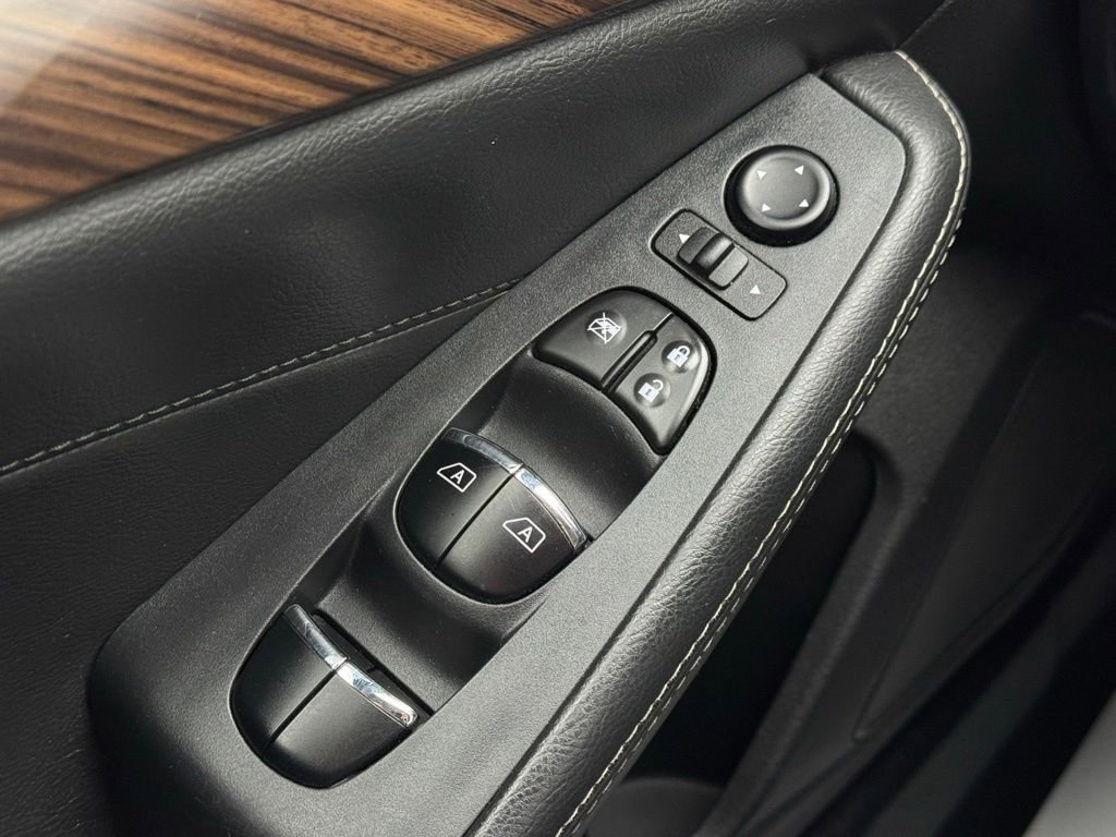 Used 2018 Nissan Maxima Platinum image 30