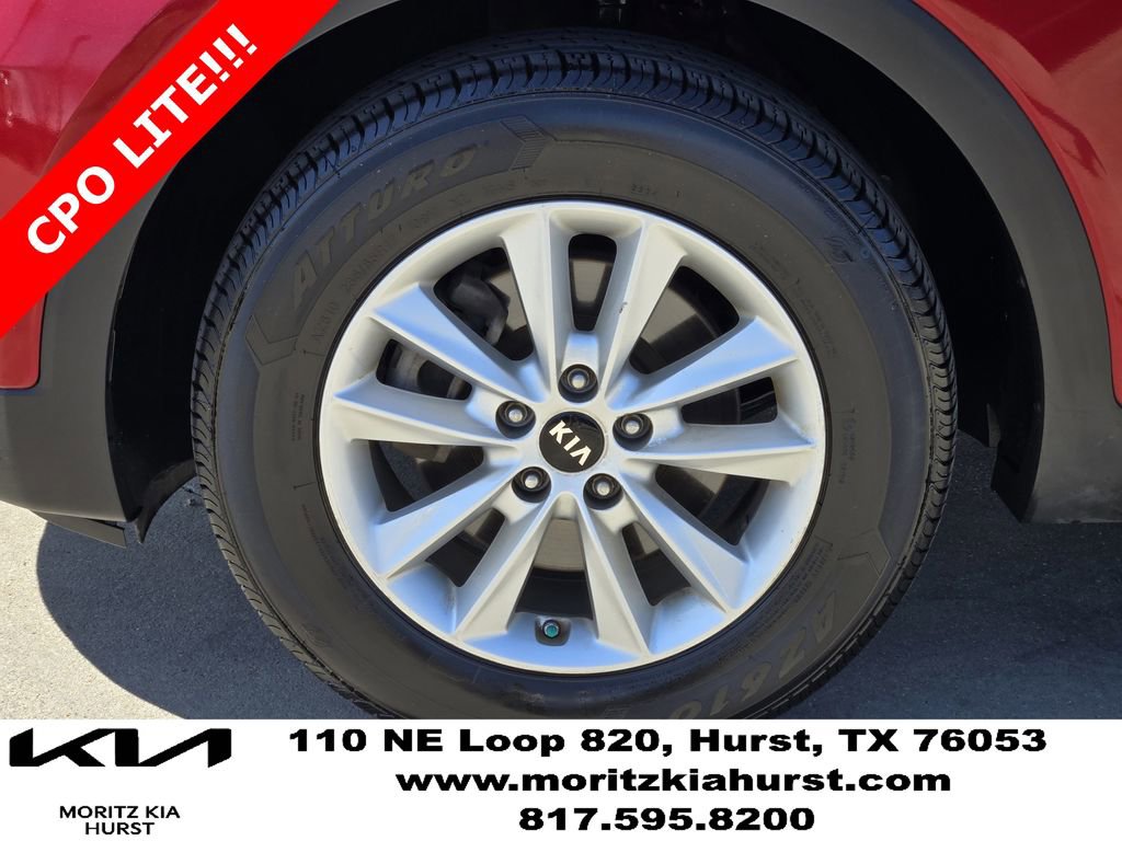 Certified 2020 Kia Sorento LX image 17