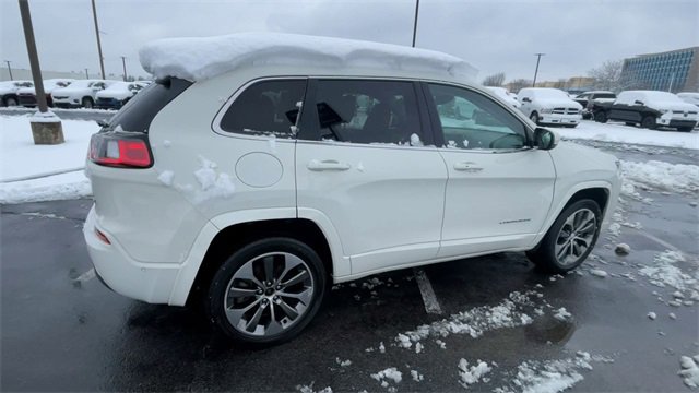 Used 2019 Jeep Cherokee Overland w/ Technology Group image 2