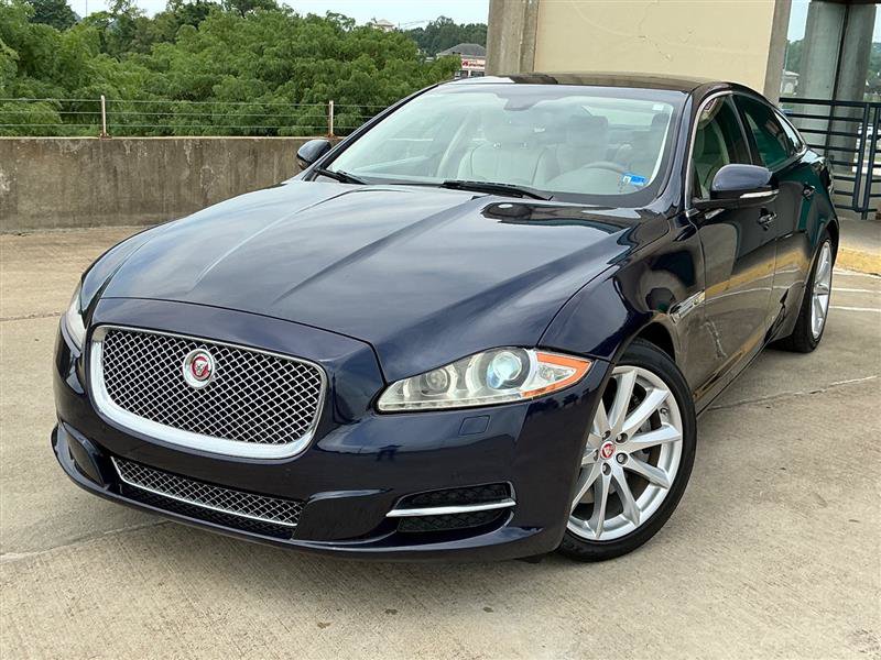 Used 2014 Jaguar XJ AWD image 2
