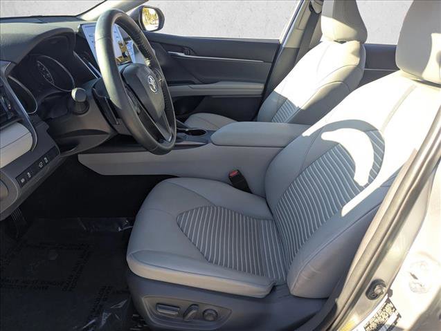 Used 2021 Toyota Camry SE image 14