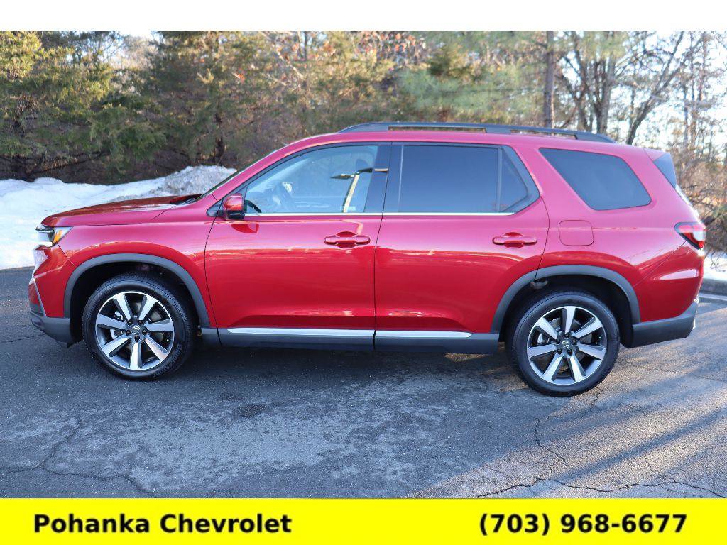 Used 2024 Honda Pilot Touring image 4