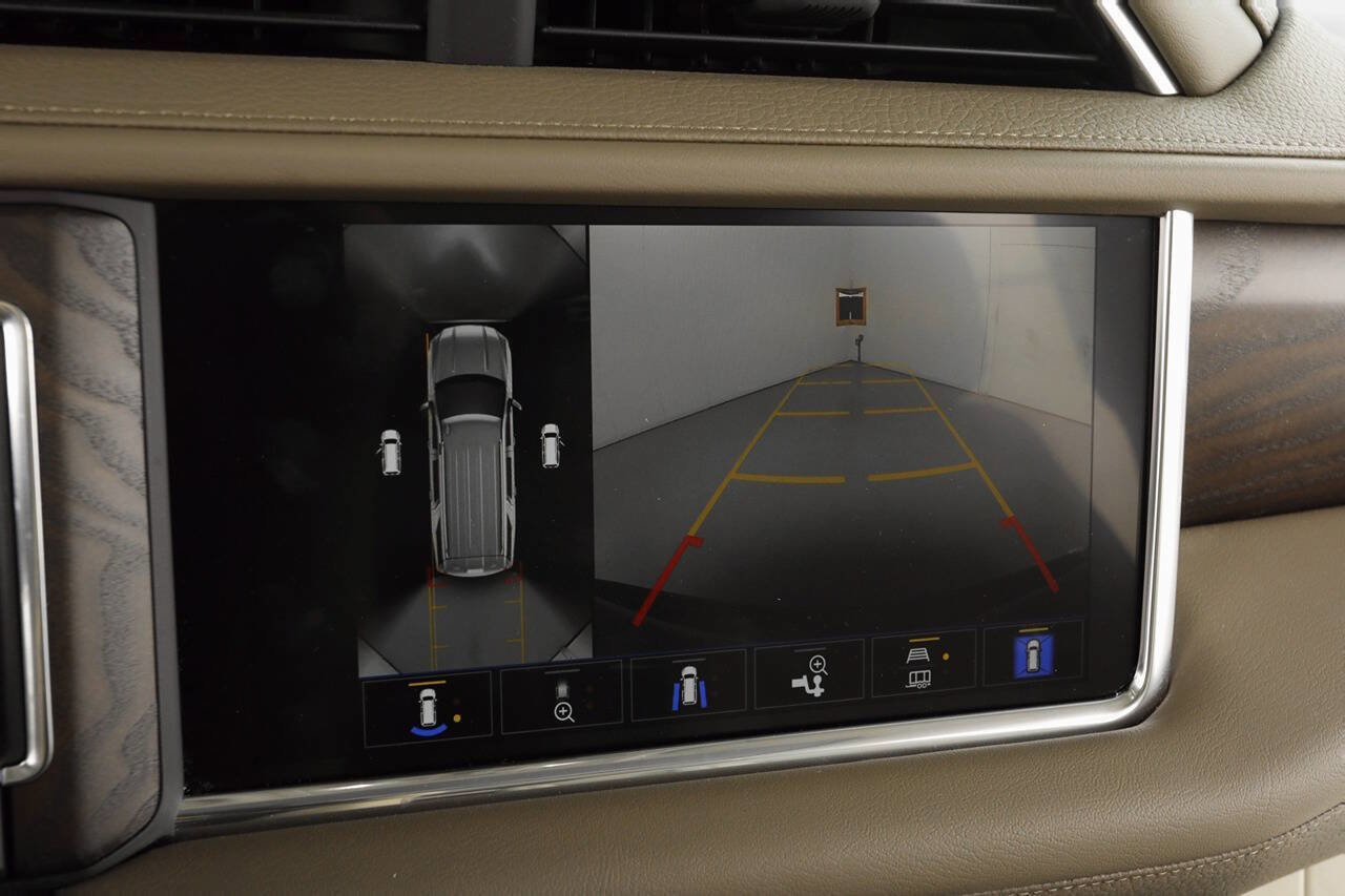 Used 2022 GMC Yukon XL Denali image 31