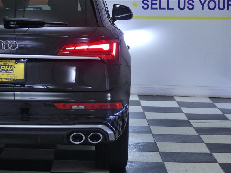 Used 2022 Audi SQ5 Premium Plus w/ Premium Plus Package image 31