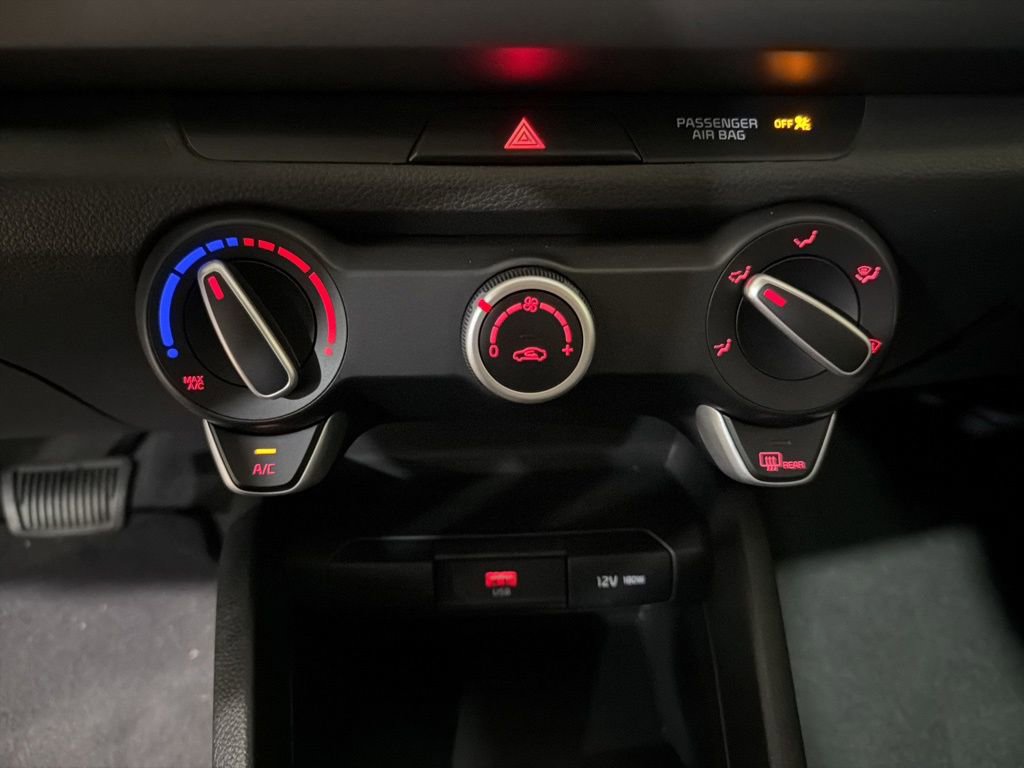 Used 2023 Kia Rio S image 19