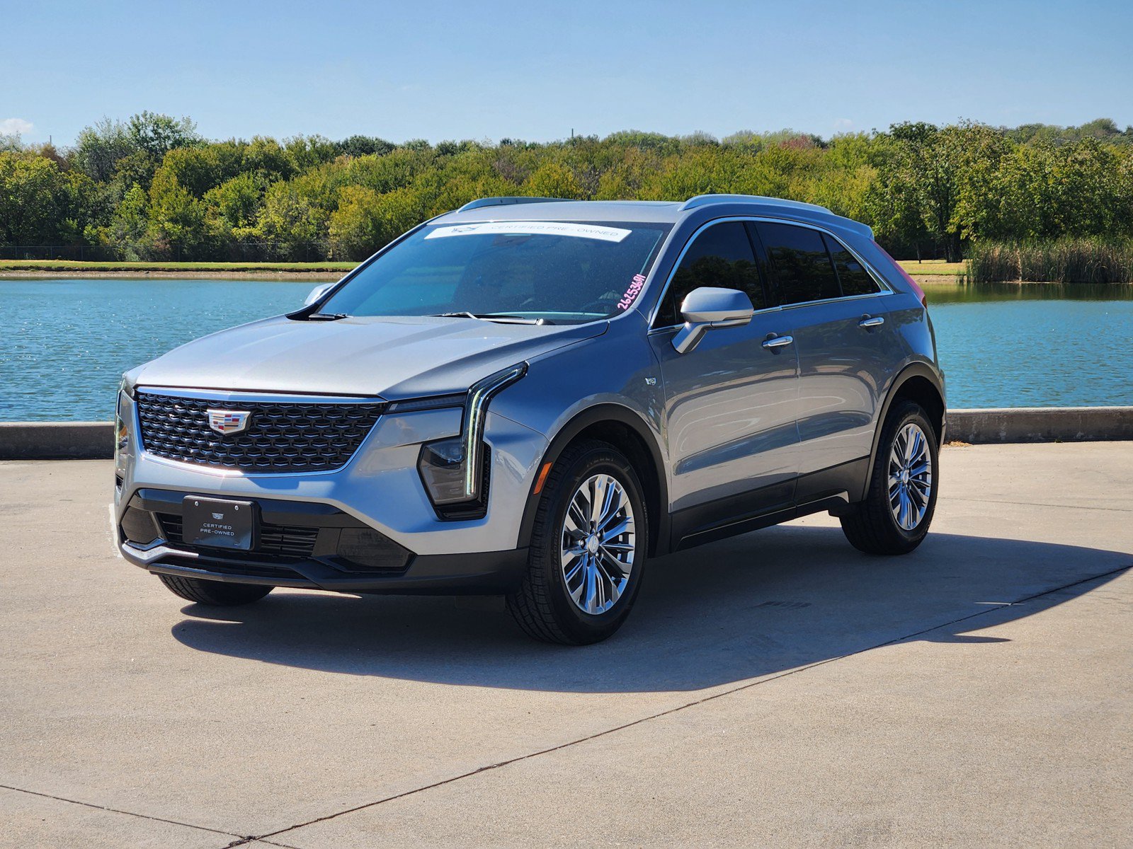 Certified 2024 Cadillac XT4 Premium Luxury w/ Cold Weather Package FWD image 2