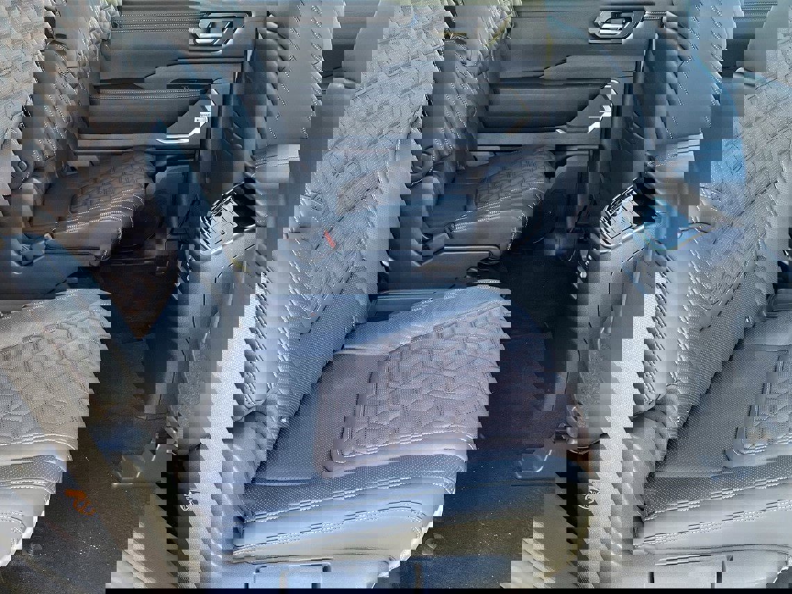 New 2026 Nissan Armada Platinum image 11