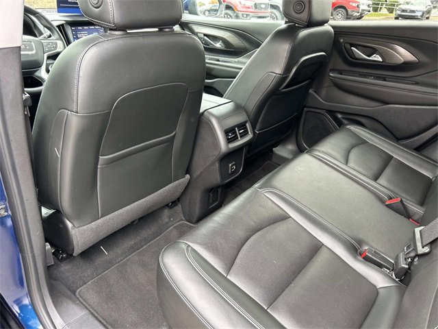 Used 2023 GMC Terrain SLT image 18