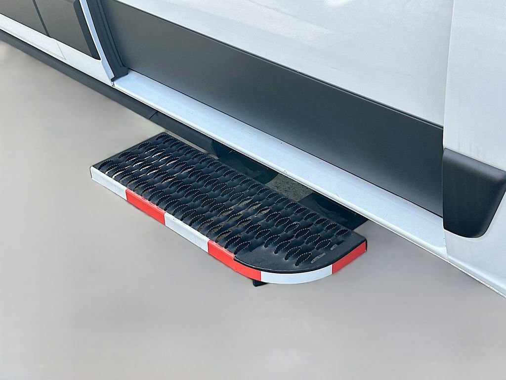 Used 2024 RAM ProMaster 3500 w/ Delivery Van Package image 37