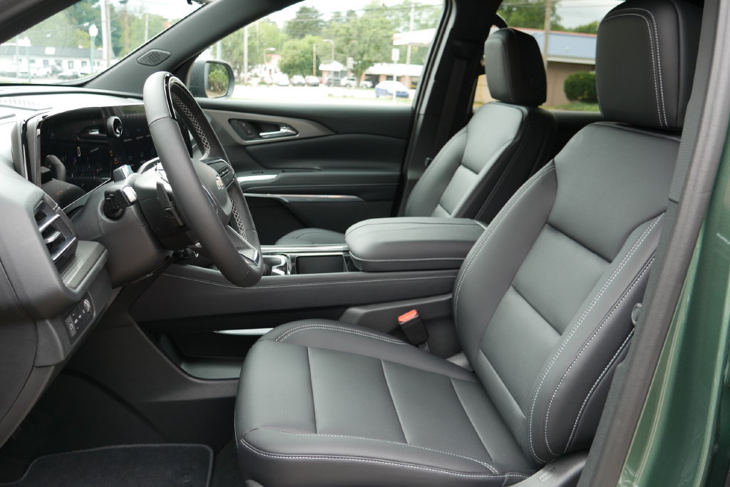 New 2027 Chevrolet Traverse LT w/ Enhanced Driving Package AWD/4WD image 26
