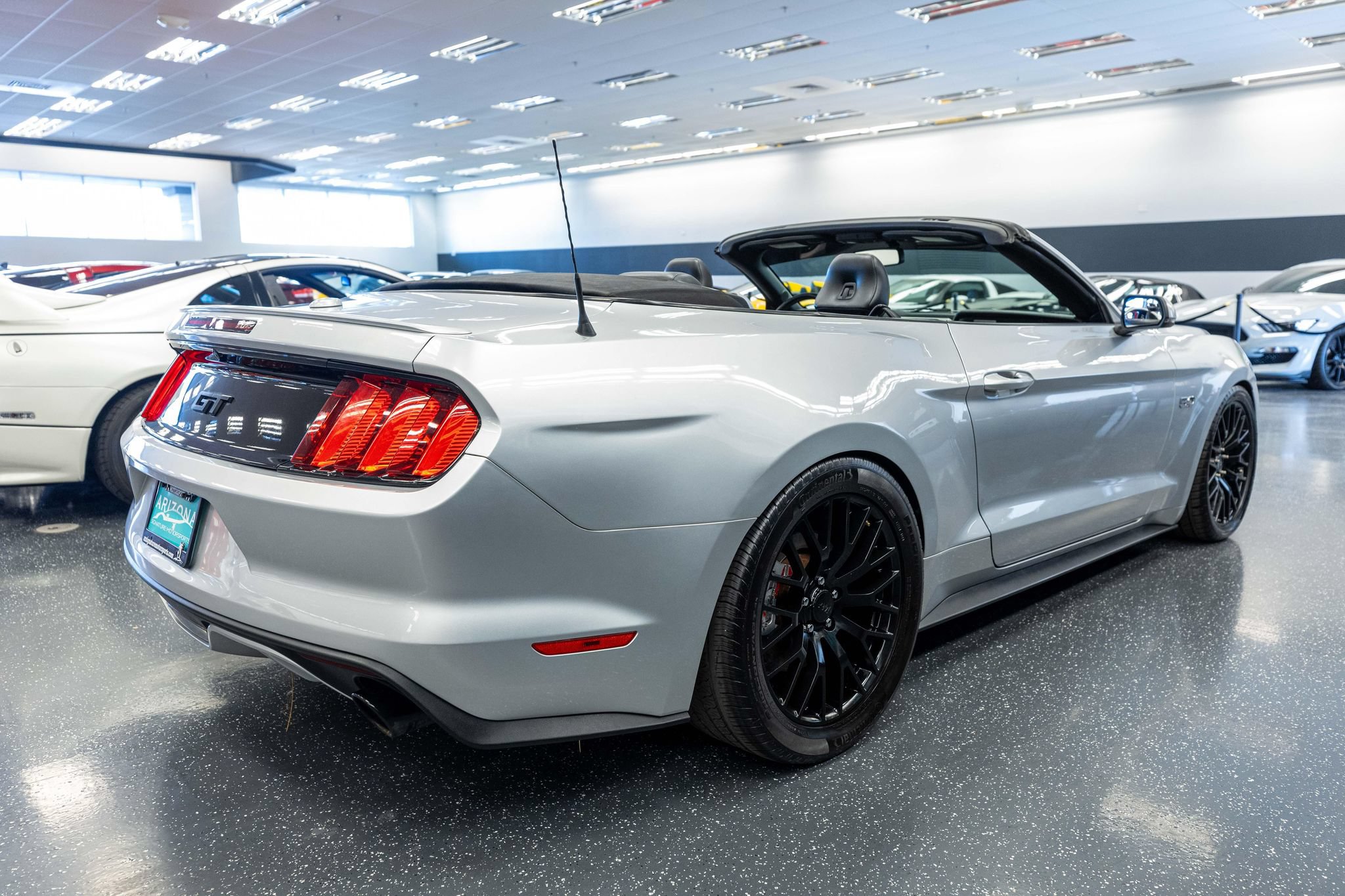 Used 2015 Ford Mustang GT Premium RWD image 5