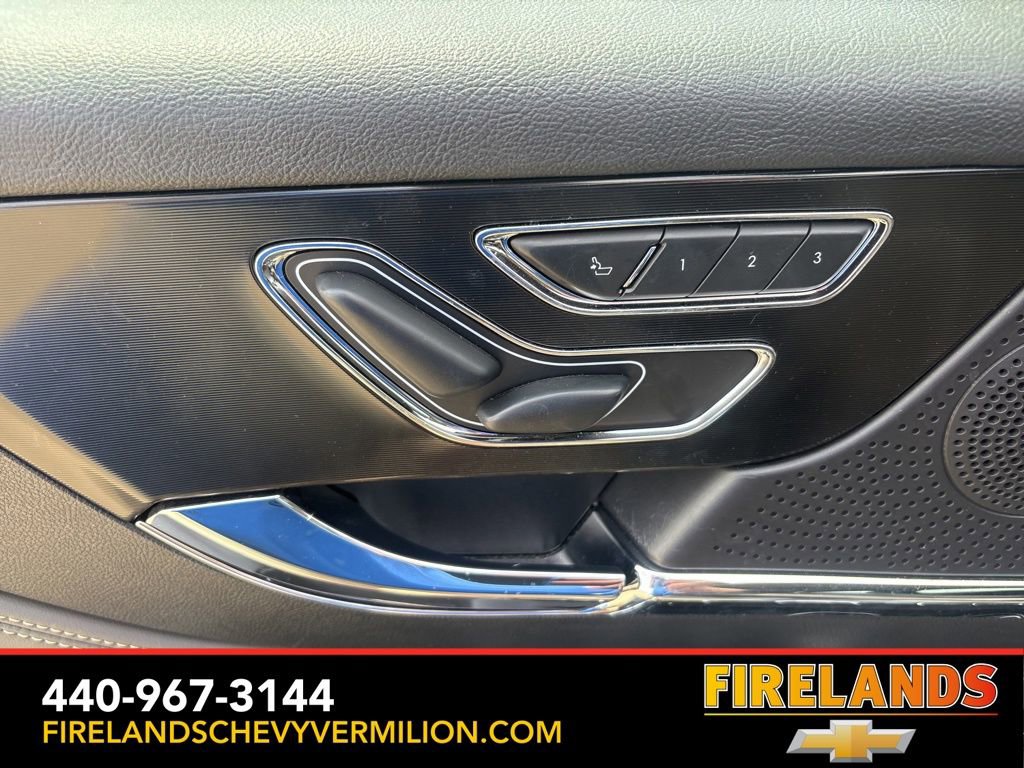 Used 2024 Lincoln Corsair AWD image 11