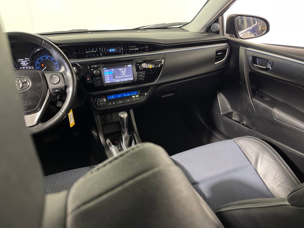 Used 2016 Toyota Corolla S FWD image 17