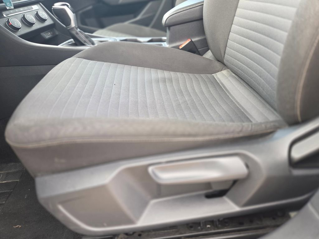 Used 2024 Volkswagen Jetta S FWD image 27
