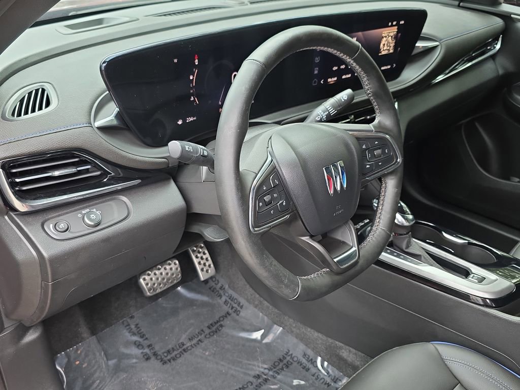Used 2024 Buick Envista Sport Touring w/ Convenience I Package FWD image 26