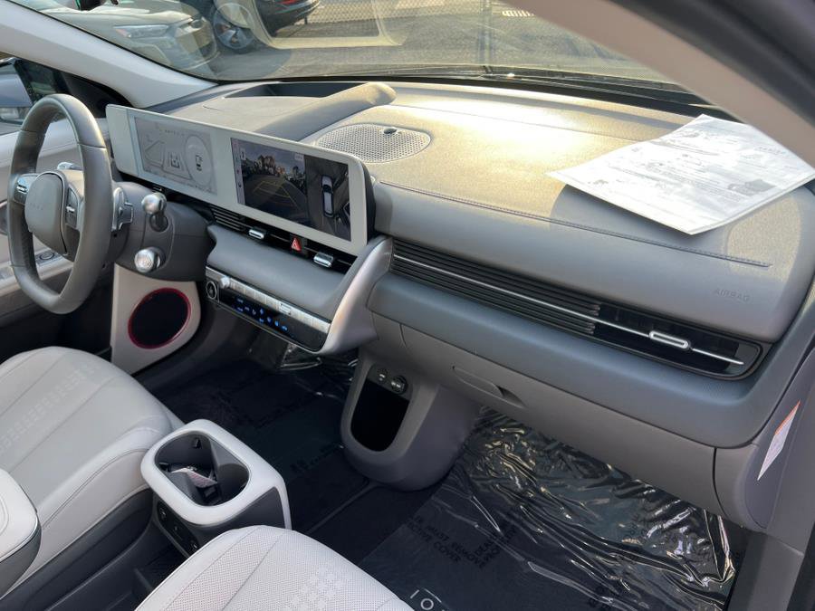 Used 2024 Hyundai Ioniq 5 Limited image 34