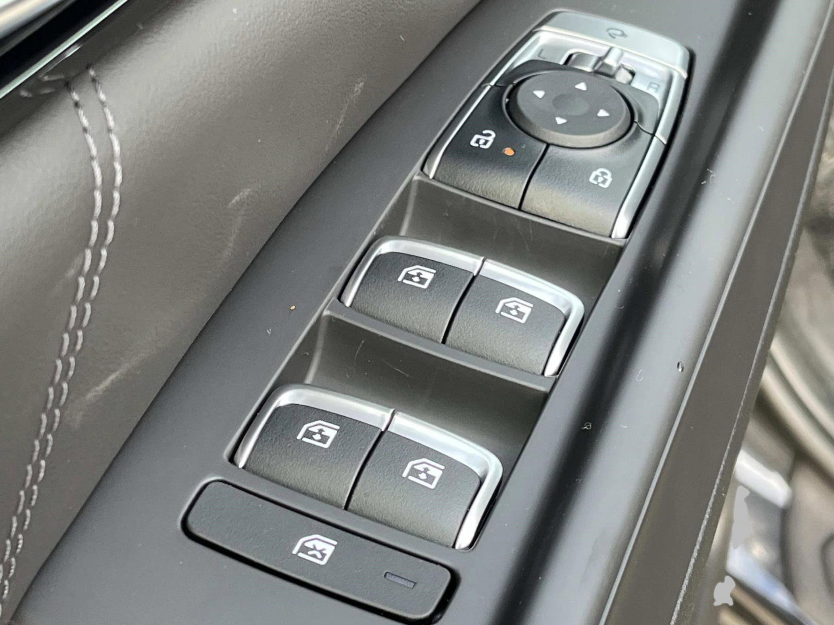 New 2026 Kia Carnival SX Prestige FWD image 35