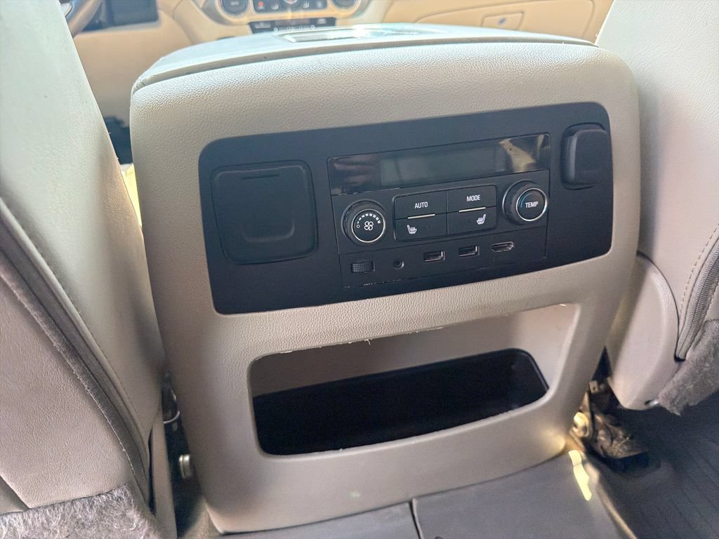 Used 2018 GMC Yukon XL Denali w/ Denali Ultimate Package AWD/4WD image 44
