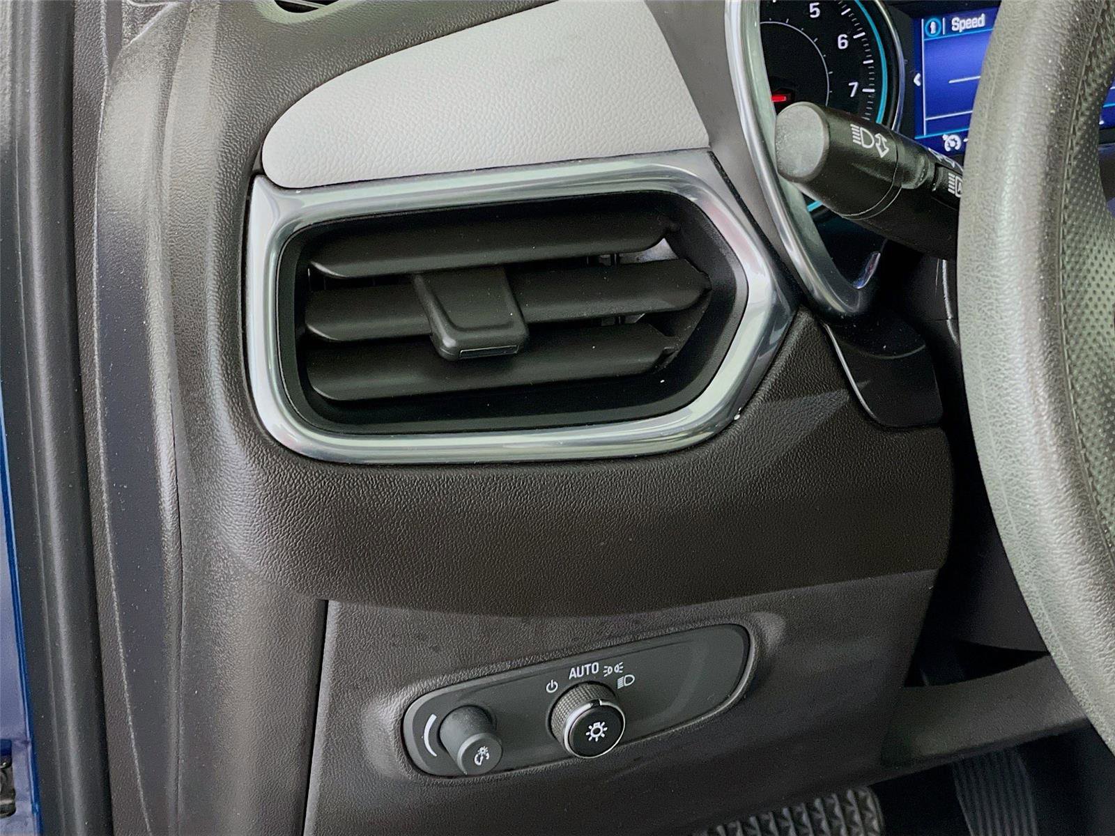 Used 2023 Chevrolet Equinox LS w/ LS Convenience Package image 13