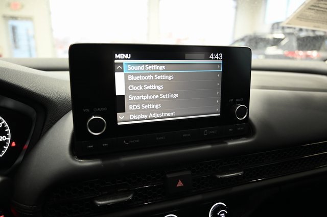 Used 2023 Honda HR-V LX image 17