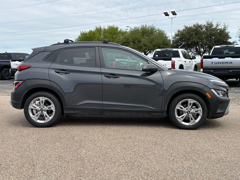 Used 2023 Hyundai Kona SEL image 4