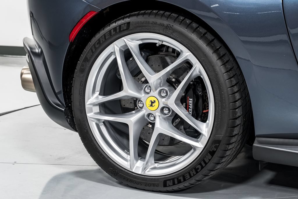 Used 2024 Ferrari Roma Spider RWD image 52