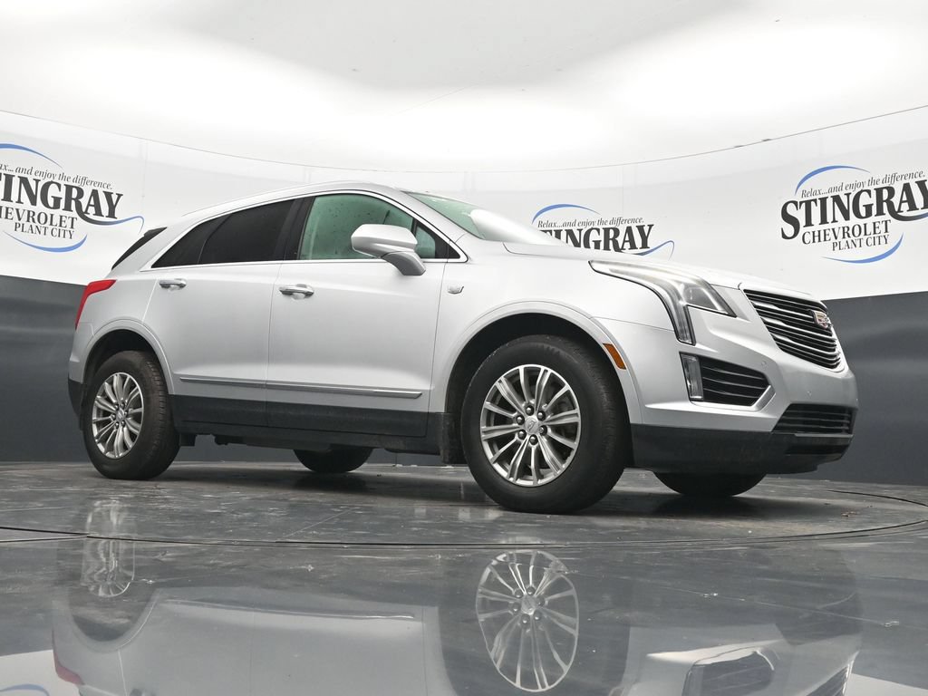 Used 2017 Cadillac XT5 Luxury w/ Driver Awareness Package FWD image 26