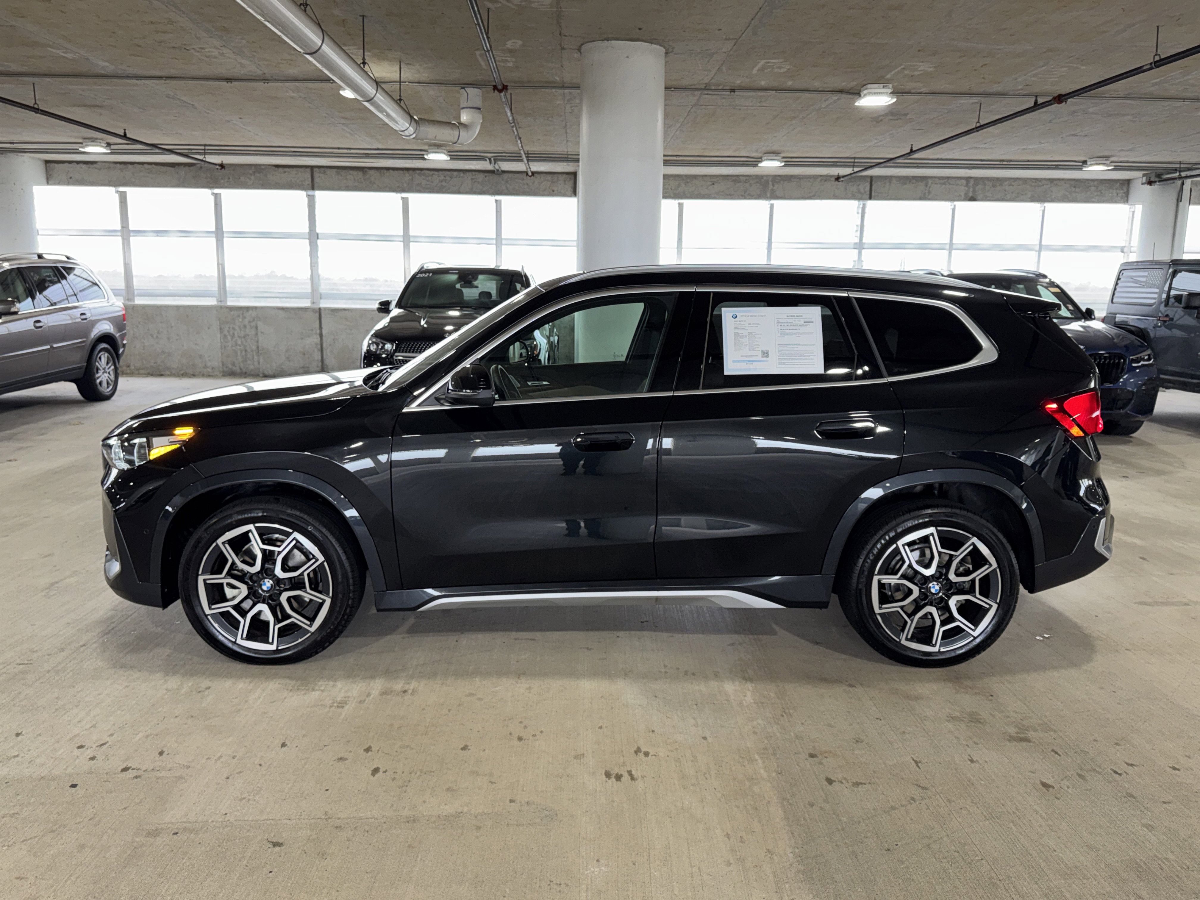 Certified 2025 BMW X1 xDrive28i w/ Convenience Package image 5