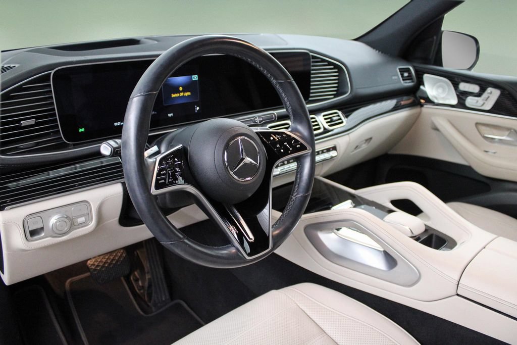 Used 2024 Mercedes-Benz GLE 450 4MATIC image 2