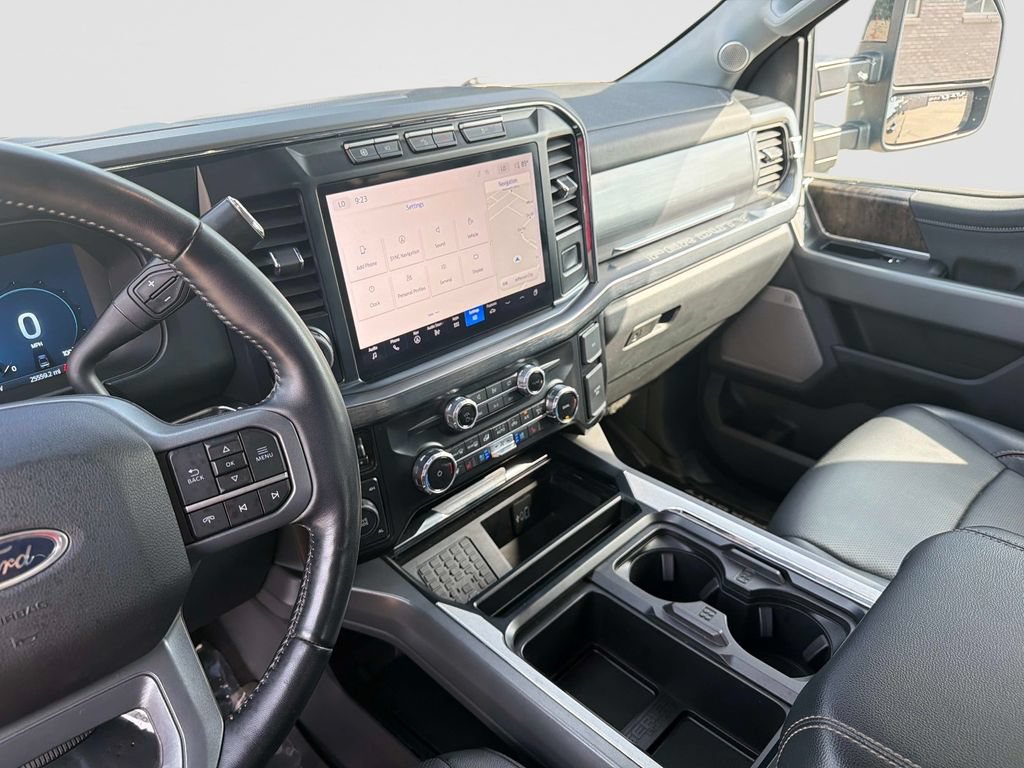 Used 2024 Ford F350 Lariat w/ Lariat Ultimate Package AWD/4WD image 28