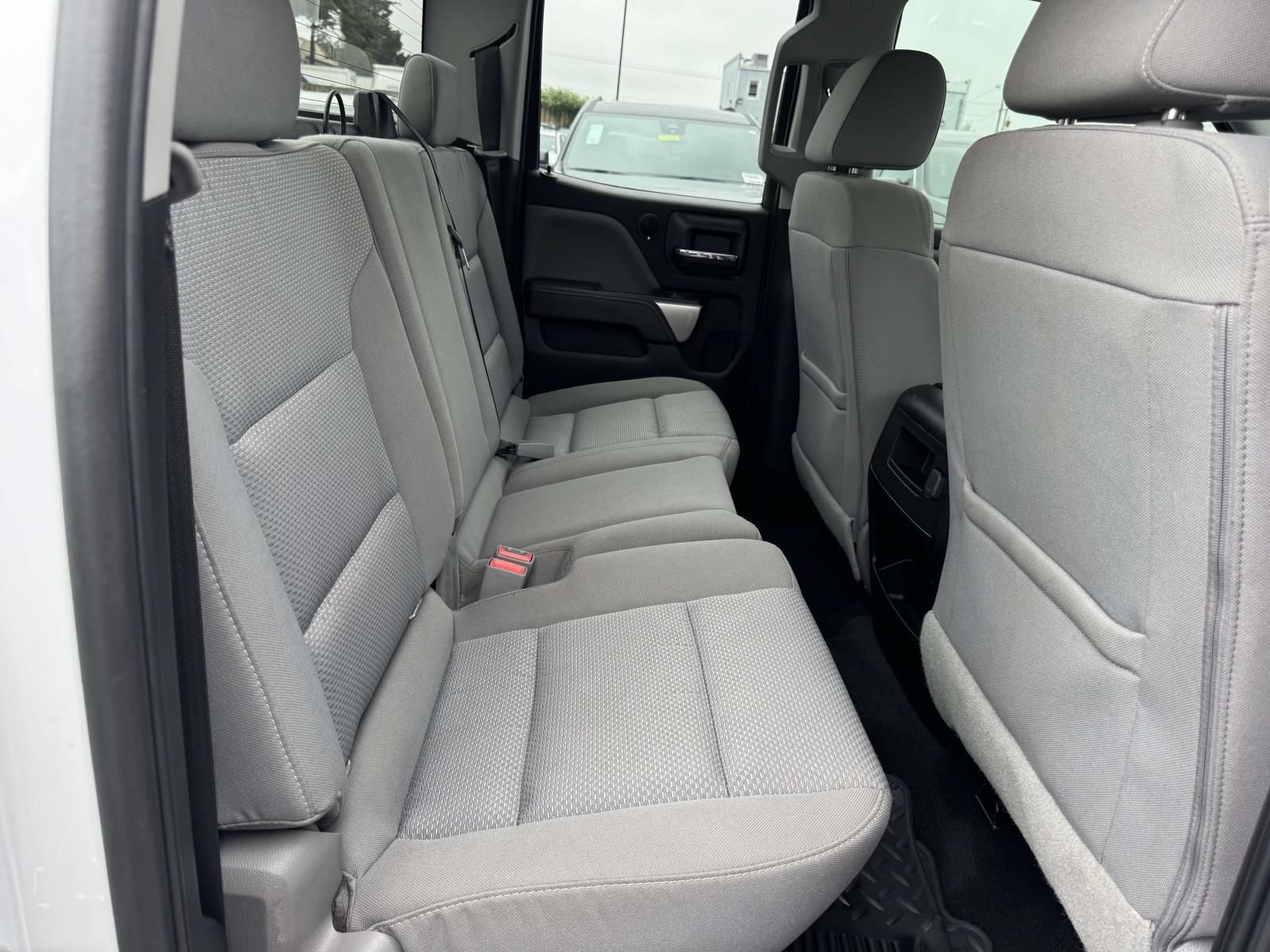 Used 2018 Chevrolet Silverado 1500 LT w/ All Star Edition AWD/4WD image 23
