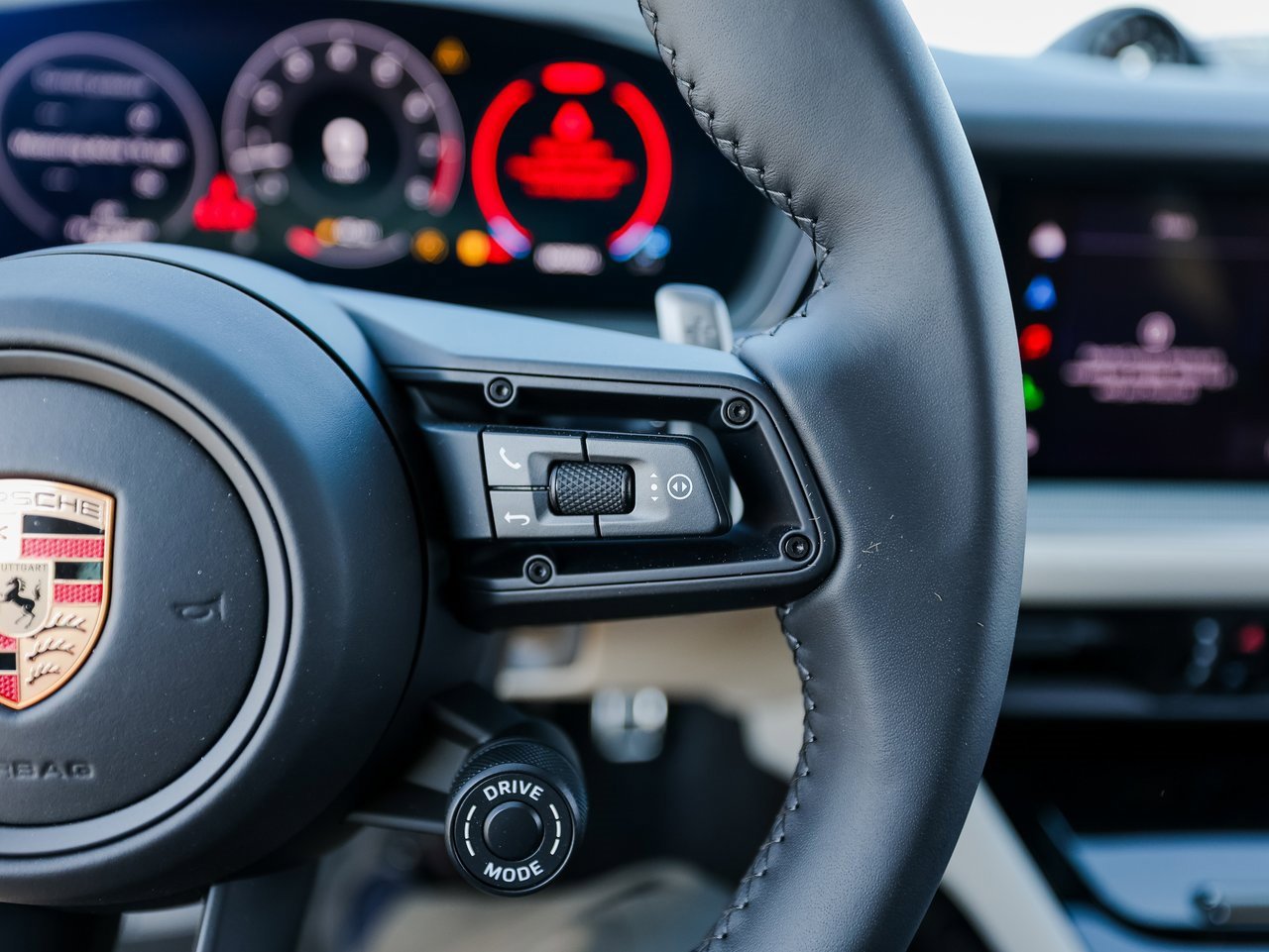 New 2026 Porsche Cayenne S image 16