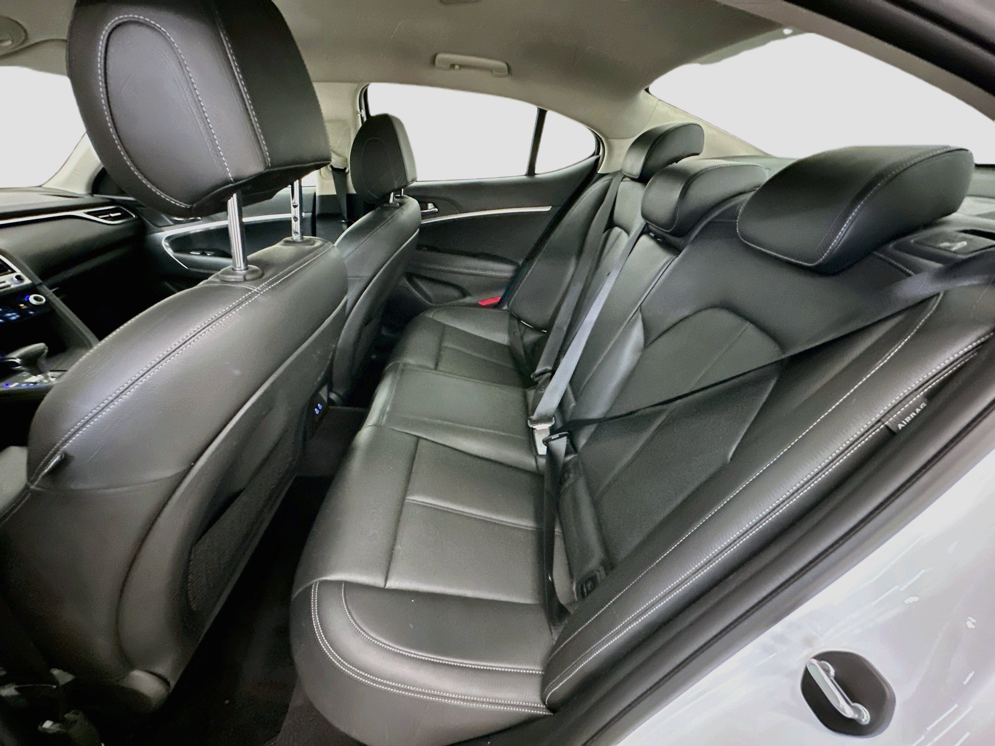 Used 2026 Genesis G70 2.5T AWD/4WD image 28